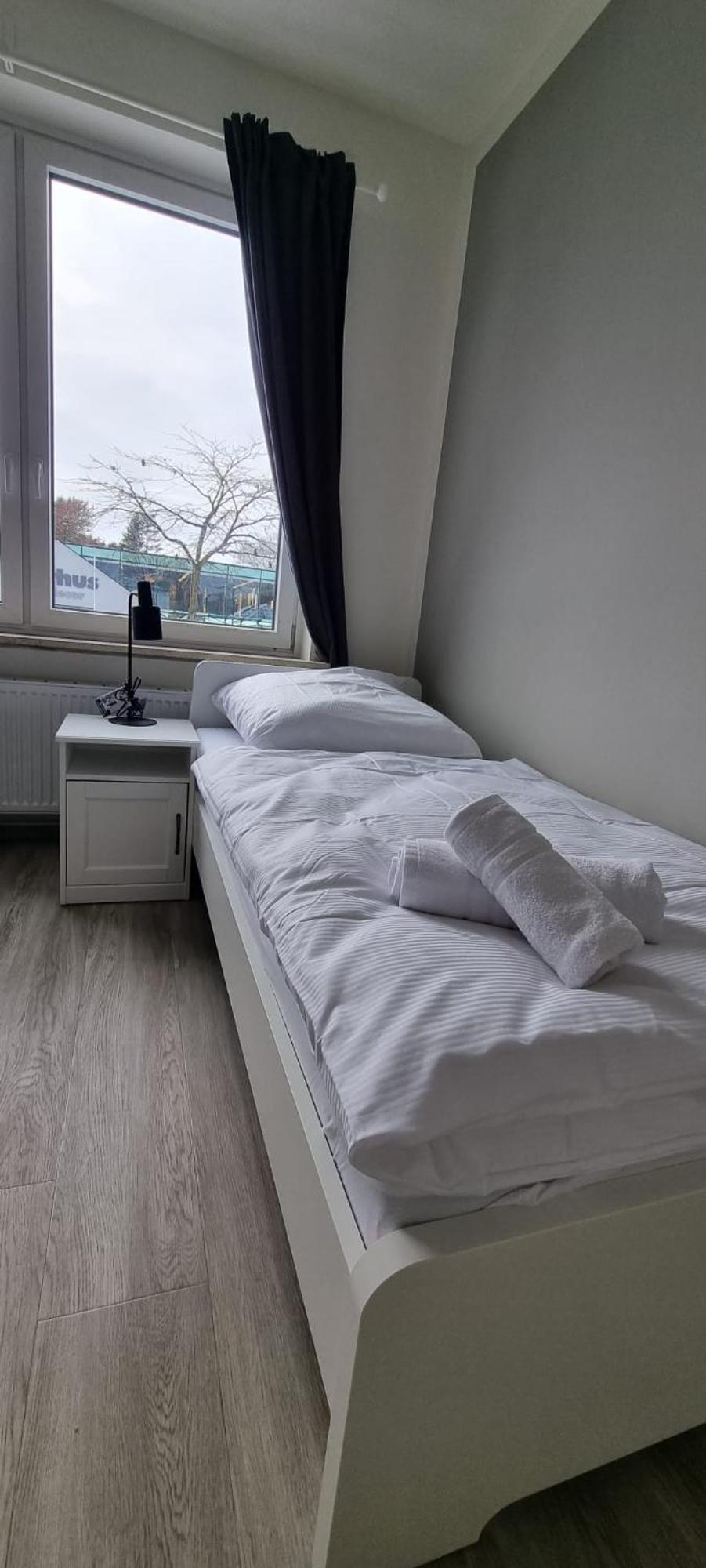 Zweibettzimmer "Grau" In Zentraler Lage Brémy Exteriér fotografie